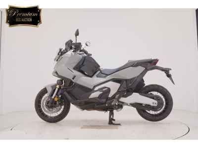 Honda X-Adv 750 2025