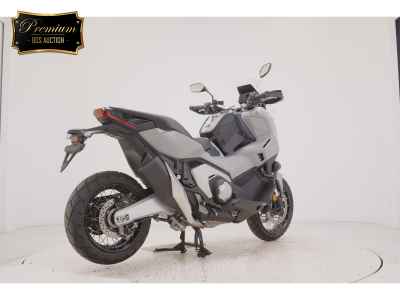 Honda X-Adv 750 2025