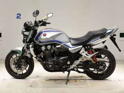 Honda CB1300SF 2023