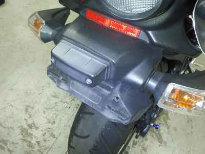 Suzuki GSR400 2012