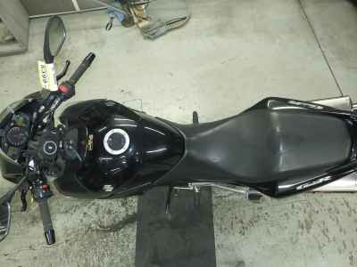 Suzuki GSR400 2012