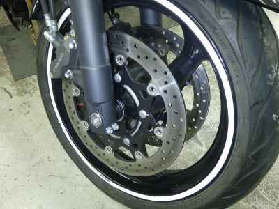 Suzuki GSR400 2012
