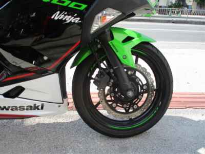 Kawasaki Ninja 400 2022