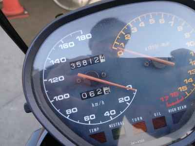 Suzuki GSX250S Katana