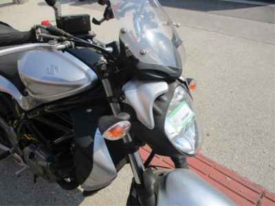 Suzuki Gladius SFV400 2012