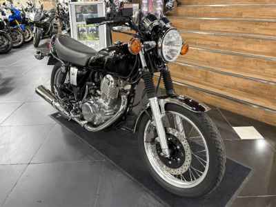 Yamaha SR400 2019