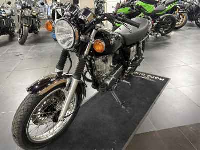 Yamaha SR400 2019