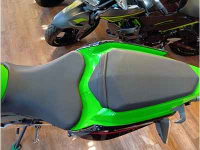 Kawasaki Ninja 400 KRT Edition 2020