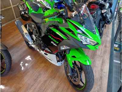 Kawasaki Ninja 400 KRT Edition 2020
