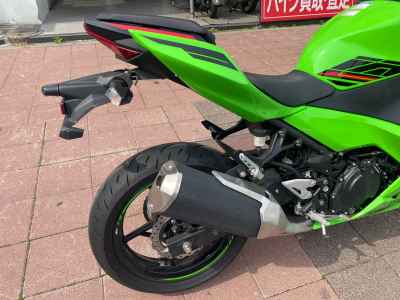 Kawasaki Ninja 400 KRT Edition 2024