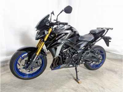 Suzuki GSX-S750 2022