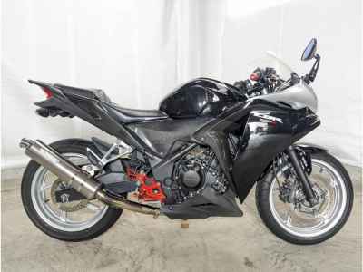 Honda CBR250R 2011