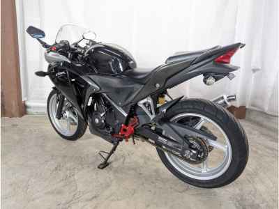 Honda CBR250R 2011