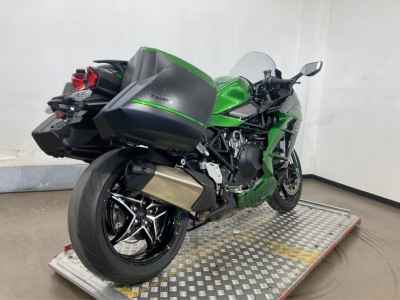 Kawasaki Ninja H2 SX 2018