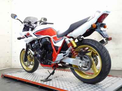 Honda CB400 Super Boldor 2011