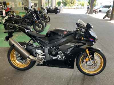Honda CBR1000RR-R FB SP 2025