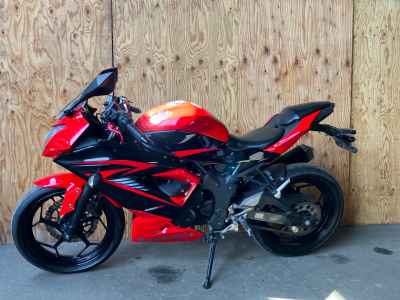 Kawasaki Ninja 250 2015