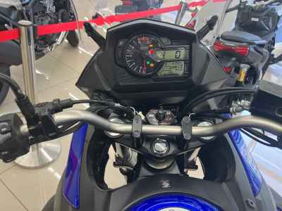 Suzuki V-Strom 650 2025