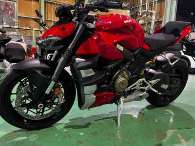 Ducati Streetfighter V4 2020