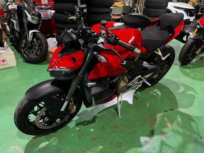 Ducati Streetfighter V4 2020