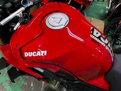 Ducati Streetfighter V4S 2021