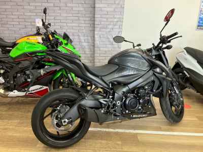 Suzuki GSX-S1000 2021