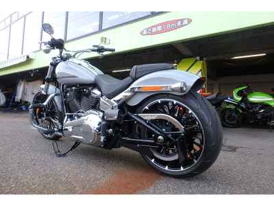 Harley-Davidson Breakout FXBR1750 2025