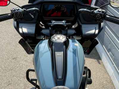 Harley-Davidson Road Glide FLTRX1920 2024