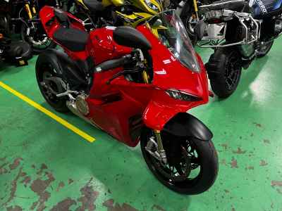 Ducati Panigale V4S 2025