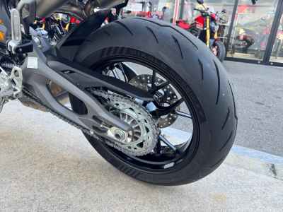 Ducati Streetfighter V2S 2026