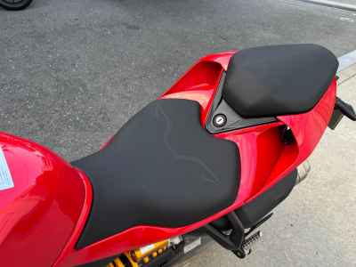 Ducati Streetfighter V2S 2025