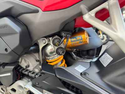 Ducati Streetfighter V4S 2025