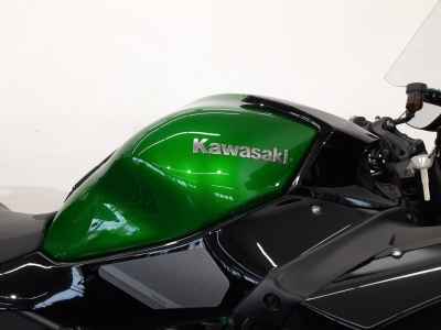 Kawasaki Ninja H2 SX 2023