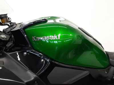 Kawasaki Ninja H2 SX 2023