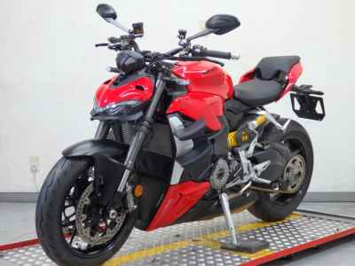 Ducati Streetfighter V2 2022