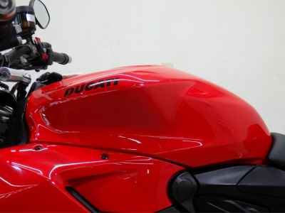 Ducati Streetfighter V2 2022