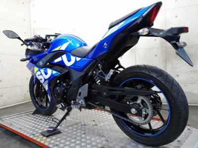 Suzuki GSX250R