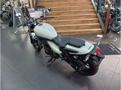 Kawasaki Eliminator 400 2023