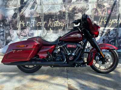 Harley-Davidson Street Glide FLHXS1690 2023