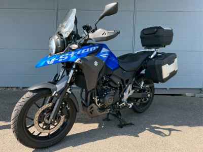 Suzuki GSR250