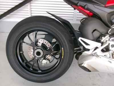 Ducati Streetfighter V4S 2021