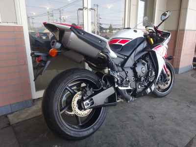 Yamaha YZF-R1 2013
