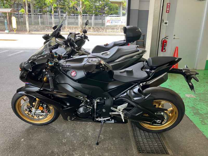 Honda CBR1000RR-R FB SP 2025