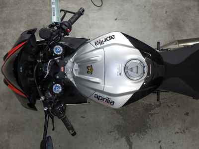 Aprilia Tuono V4 Factory 2017