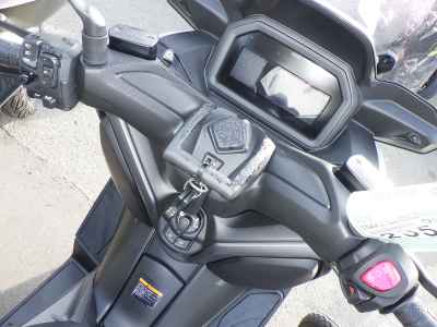 Yamaha XMAX 250 2025