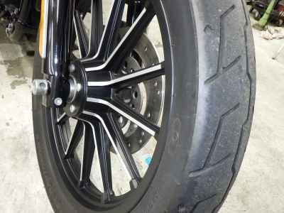 Harley-Davidson Sportster Iron XL883N 2013