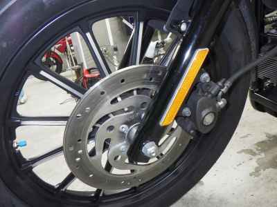 Harley-Davidson Sportster Iron XL883N 2013