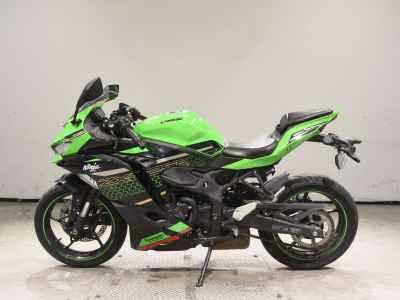 Kawasaki Ninja ZX-25R 2021