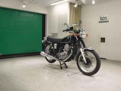 Yamaha SR400 2020