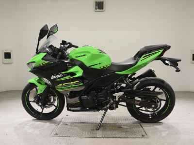 Kawasaki Ninja 400 KRT Edition 2019
